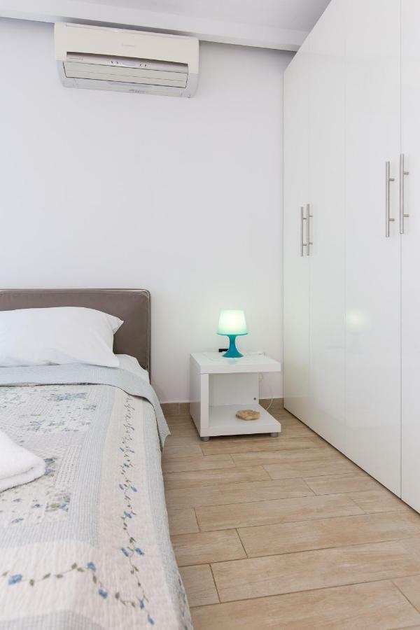Apartments & Rooms Ddd2 Baska  Bagian luar foto